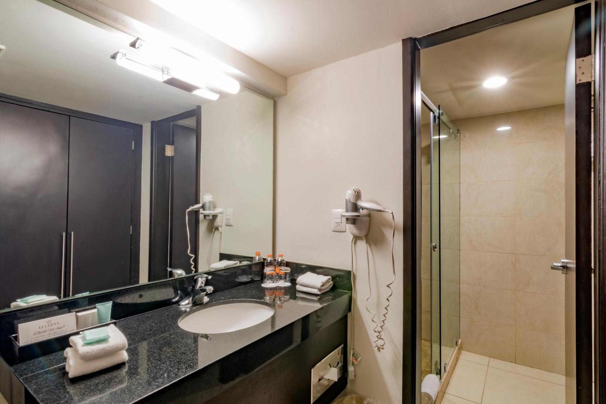 Hotel Lucerna טיחואנה מראה חיצוני תמונה